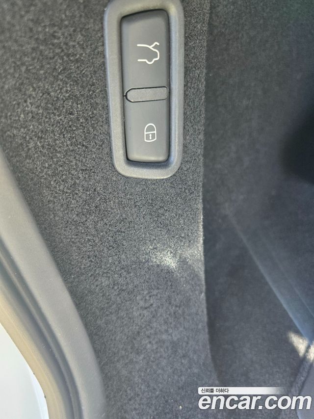 Maserati Levante 2020 — photo 6