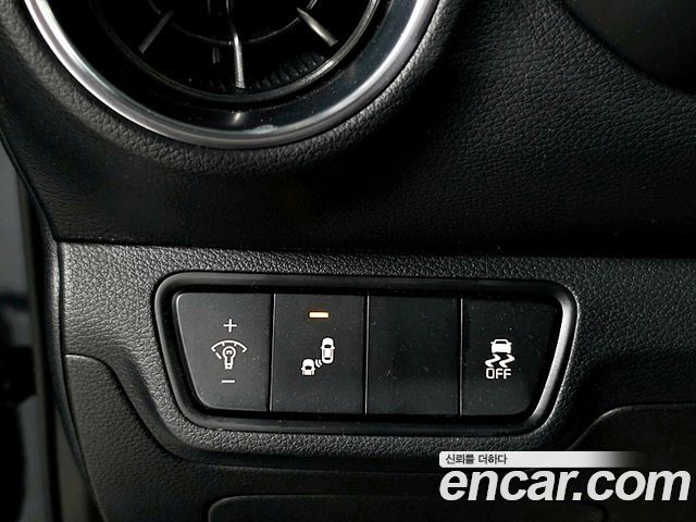 Kia K3 2019 — photo 20