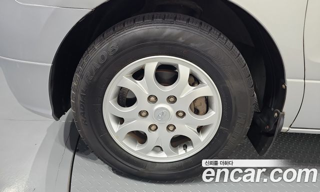 Hyundai Starex 2010 — photo 5