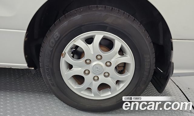 Hyundai Starex 2010 — photo 7