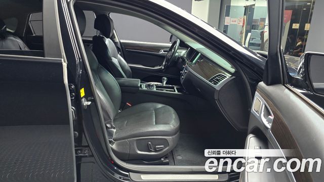 Genesis G80 2017 — photo 11