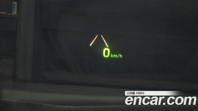 Genesis G80 2017 — photo 18