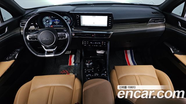 Kia K5 2023 — photo 10