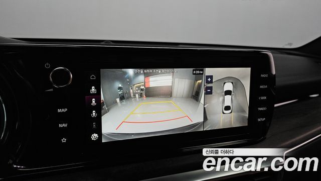 Kia K5 2023 — photo 20
