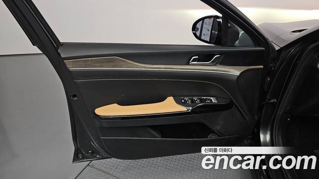 Kia K5 2023 — photo 14