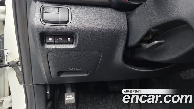 Kia K5 2018 — photo 24