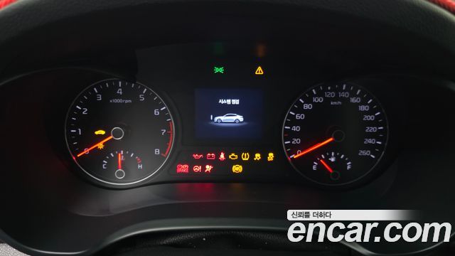 Kia K5 2018 — photo 30
