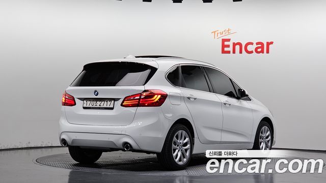 BMW 2-Series 2019 — photo 2