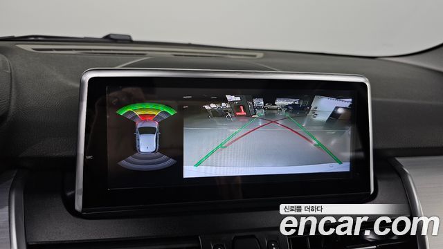 BMW 2-Series 2019 — photo 21