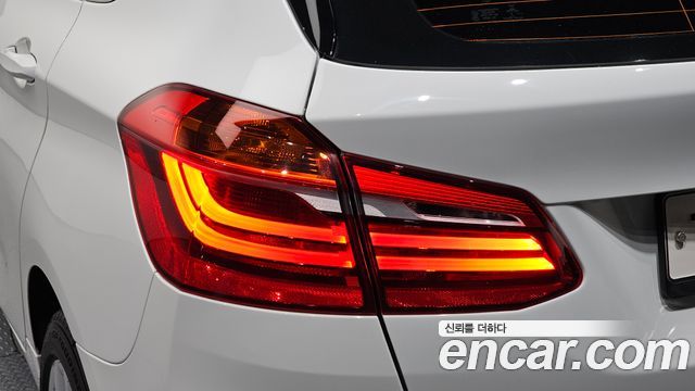 BMW 2-Series 2019 — photo 9