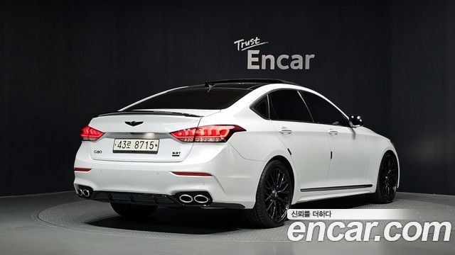 Genesis G80 2018 — photo 2