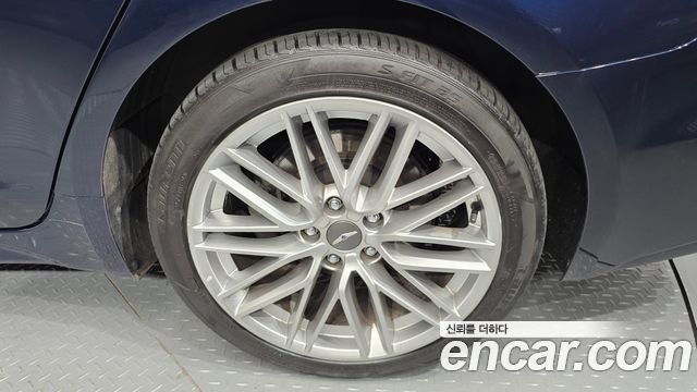 Genesis G70 2020 — photo 7