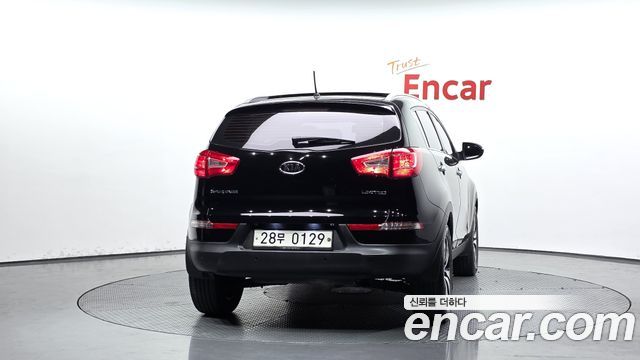 Kia Sportage 2012 — photo 4