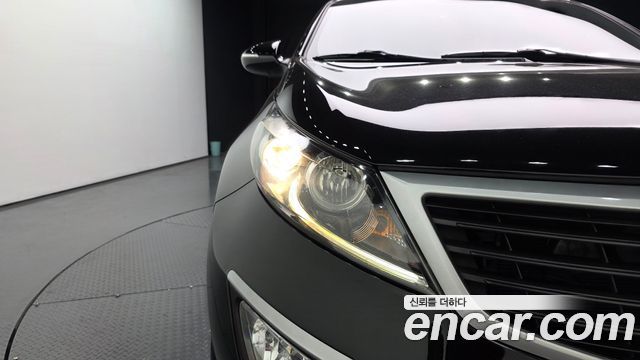 Kia Sportage 2012 — photo 8