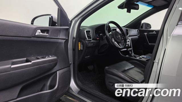 Kia Sportage 2019 — photo 11