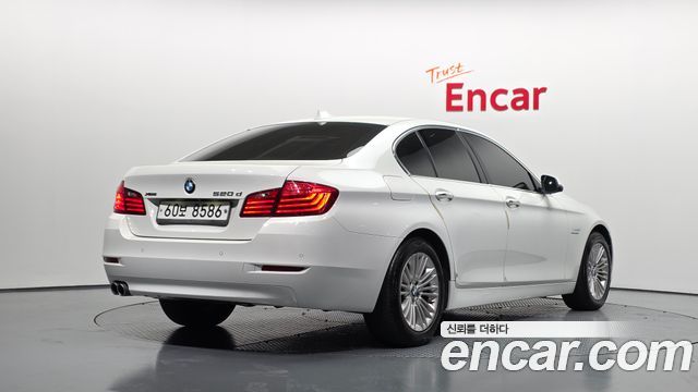 BMW 5-Series 2014 — photo 2