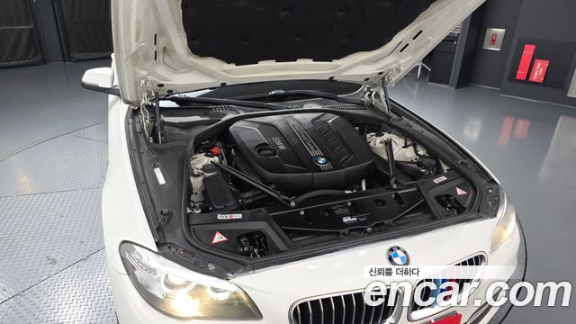 BMW 5-Series 2014 — photo 6