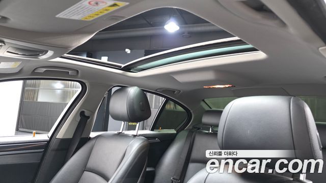 BMW 5-Series 2014 — photo 18