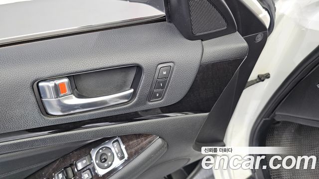 Kia K7 2013 — photo 20