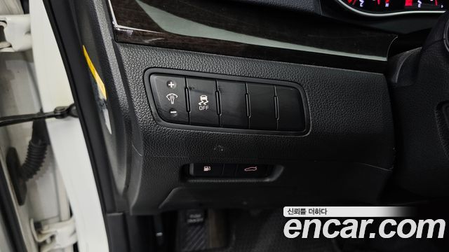 Kia K7 2013 — photo 21