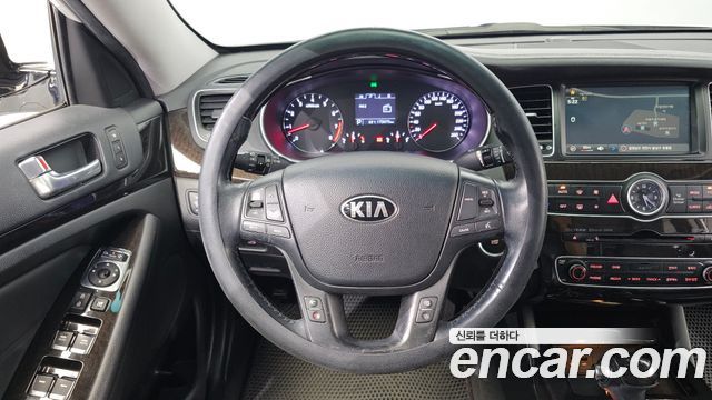 Kia K7 2013 — photo 22