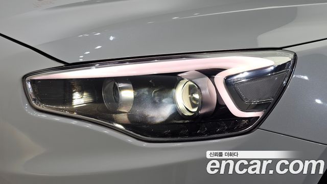 Kia K7 2013 — photo 8