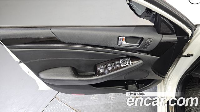 Kia K7 2013 — photo 14