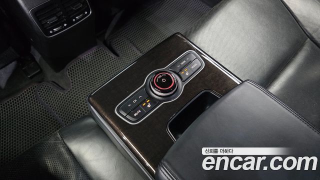 Kia K7 2013 — photo 30
