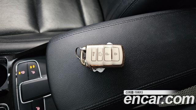 Kia K7 2013 — photo 34