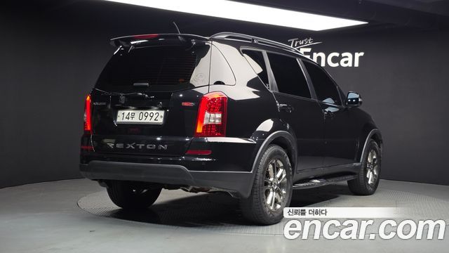 KG Mobility Rexton 2016 — photo 2