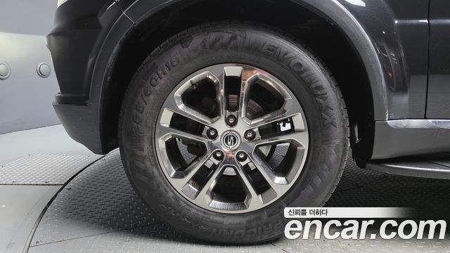 KG Mobility Rexton 2016 — photo 5
