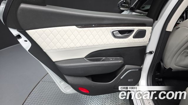 Renault Korea SM6 2016 — photo 15