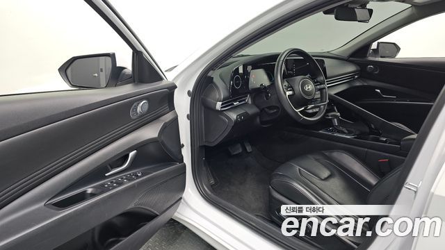 Hyundai AVANTE 2024 — photo 13