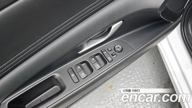 Hyundai AVANTE 2024 — photo 19