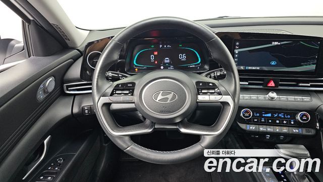 Hyundai AVANTE 2024 — photo 22
