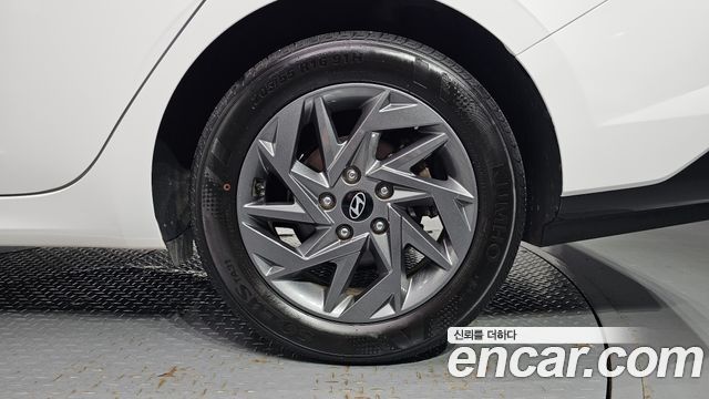Hyundai AVANTE 2024 — photo 7