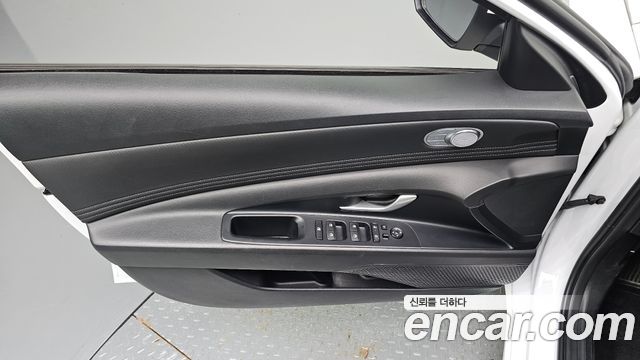 Hyundai AVANTE 2024 — photo 14