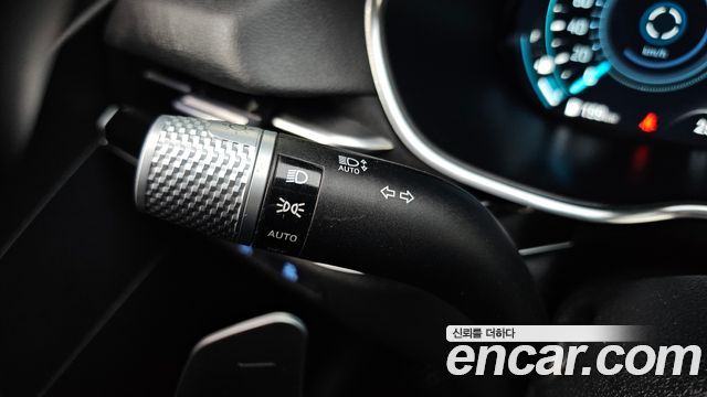Genesis G80 2022 — photo 25