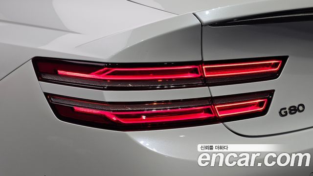 Genesis G80 2022 — photo 9
