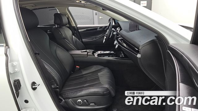 Genesis G80 2022 — photo 16