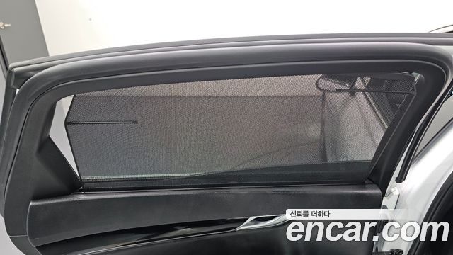 Genesis G80 2022 — photo 29
