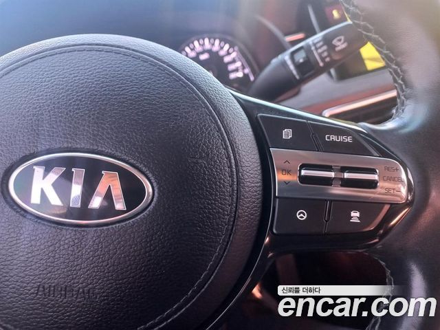 Kia K7 2020 — photo 17