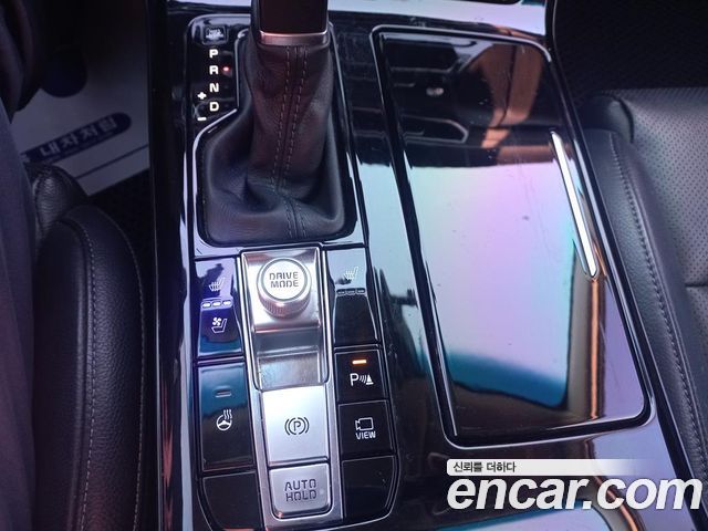 Kia K7 2020 — photo 18