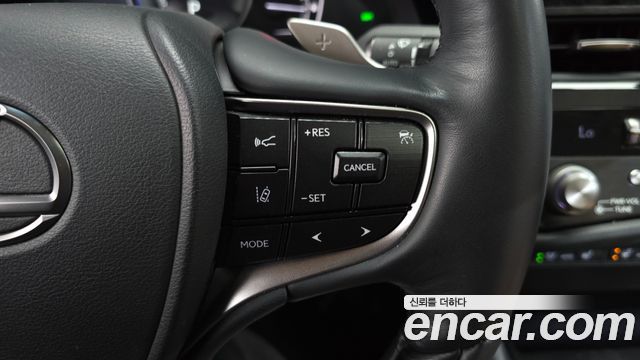 Lexus ES 2024 — photo 15