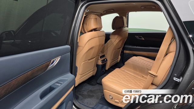 Genesis GV80 2023 — photo 18