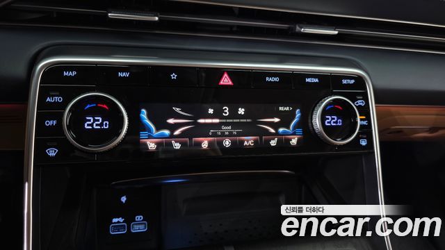 Genesis GV80 2023 — photo 23