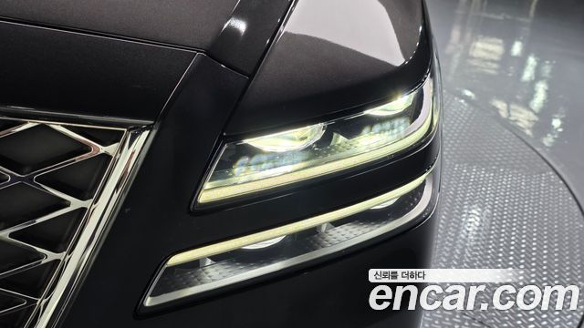 Genesis GV80 2023 — photo 8