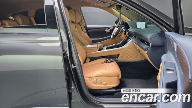 Genesis GV80 2023 — photo 16
