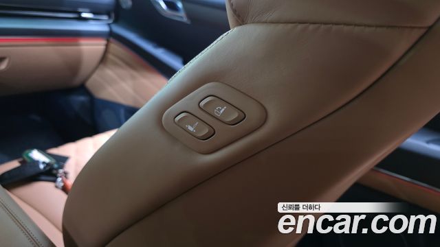 Genesis GV80 2023 — photo 30