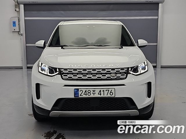 Land Rover Discovery Sport 2020 — photo 2